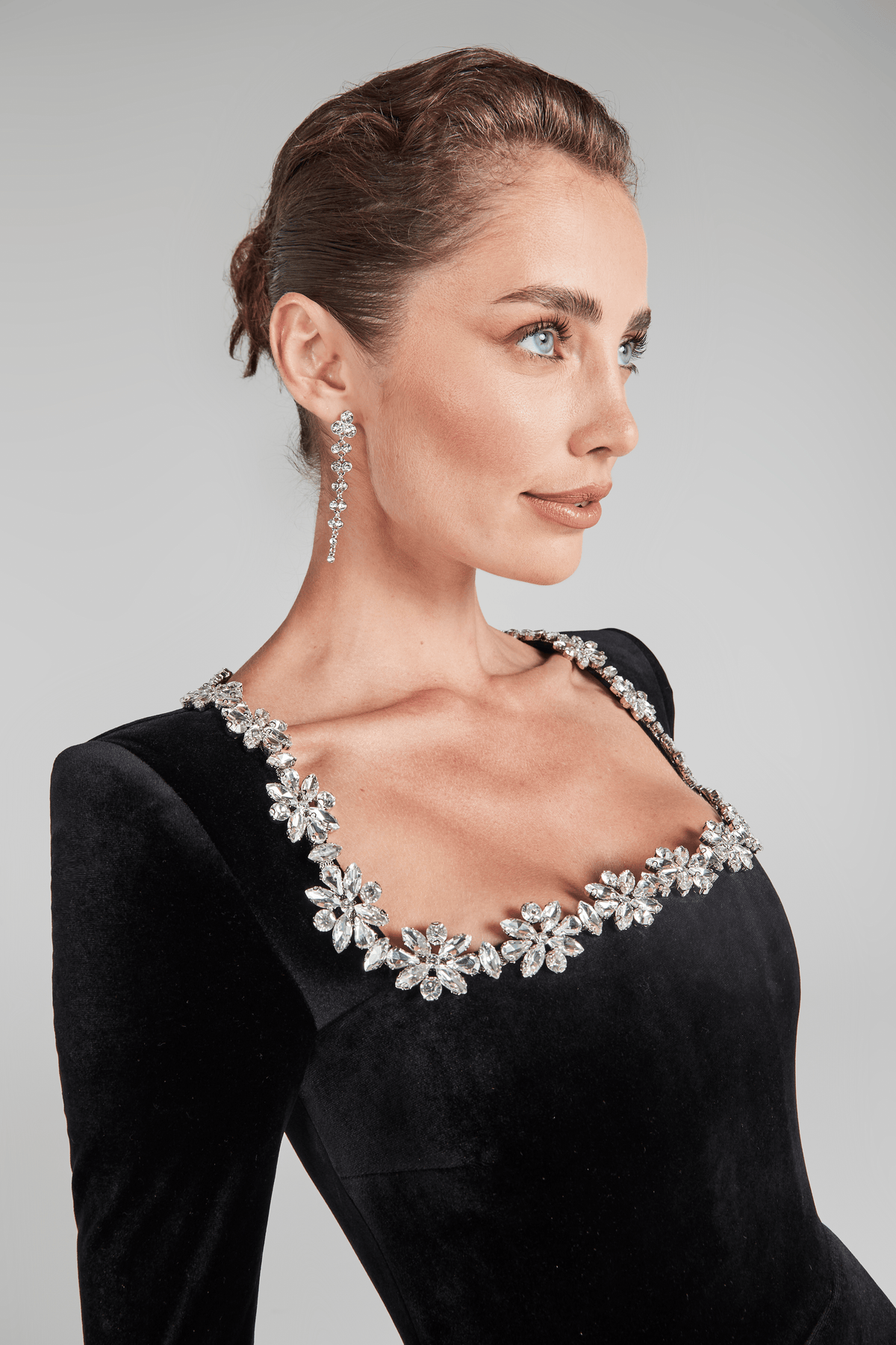Kimberly | Opulent Black Embellished Velvet Mini Dress