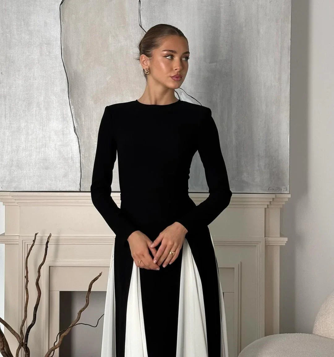 Allison | Women's Elegant White & Black Long-sleeve Pleated Maxi Dress