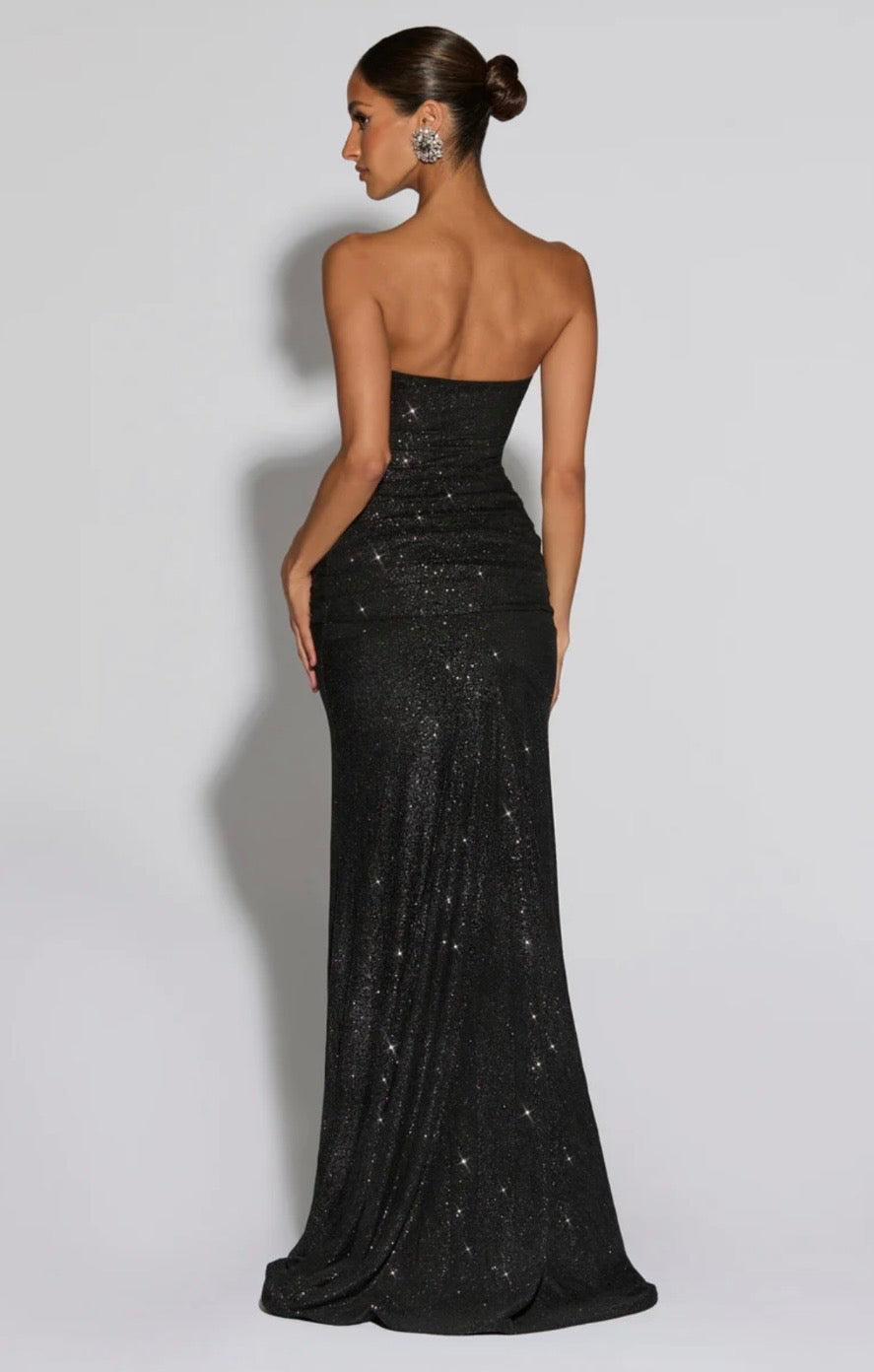 Giselle | Sculpted Silhouette Glittering Mesh Maxi Dress