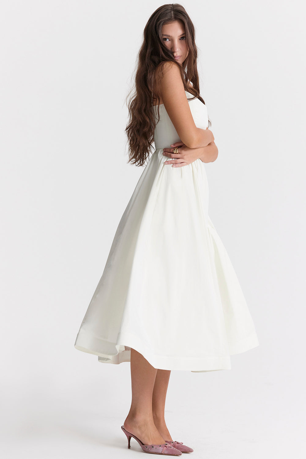 Samara | Elegant Sleeveless Open Back Midi Dress